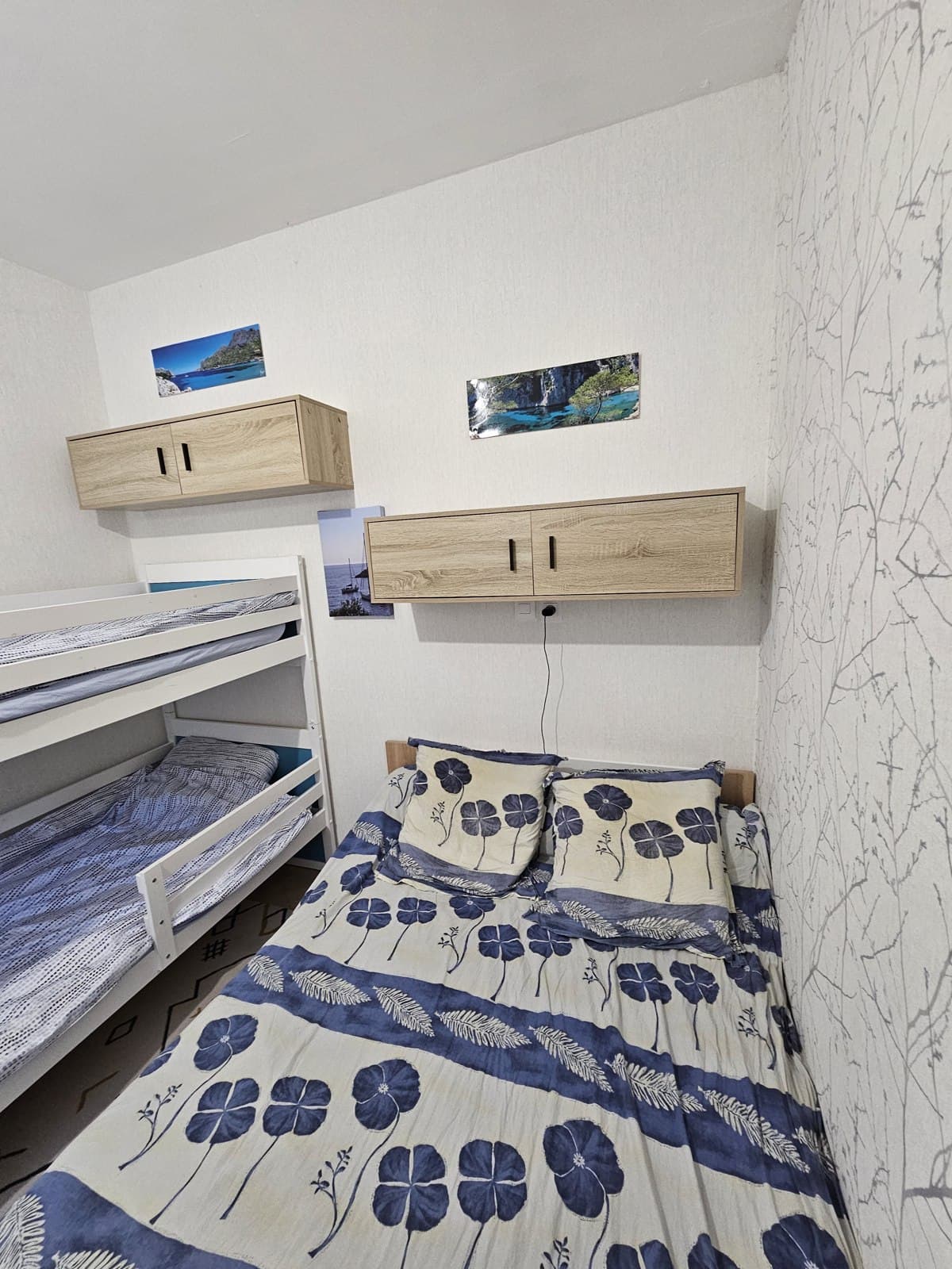 La chambre avec sa nouvelle literie, autre angle